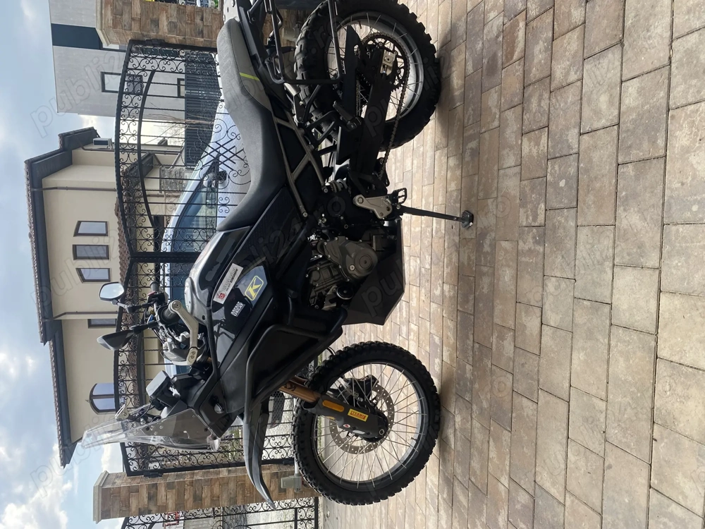 Vând cf moto 450 mt