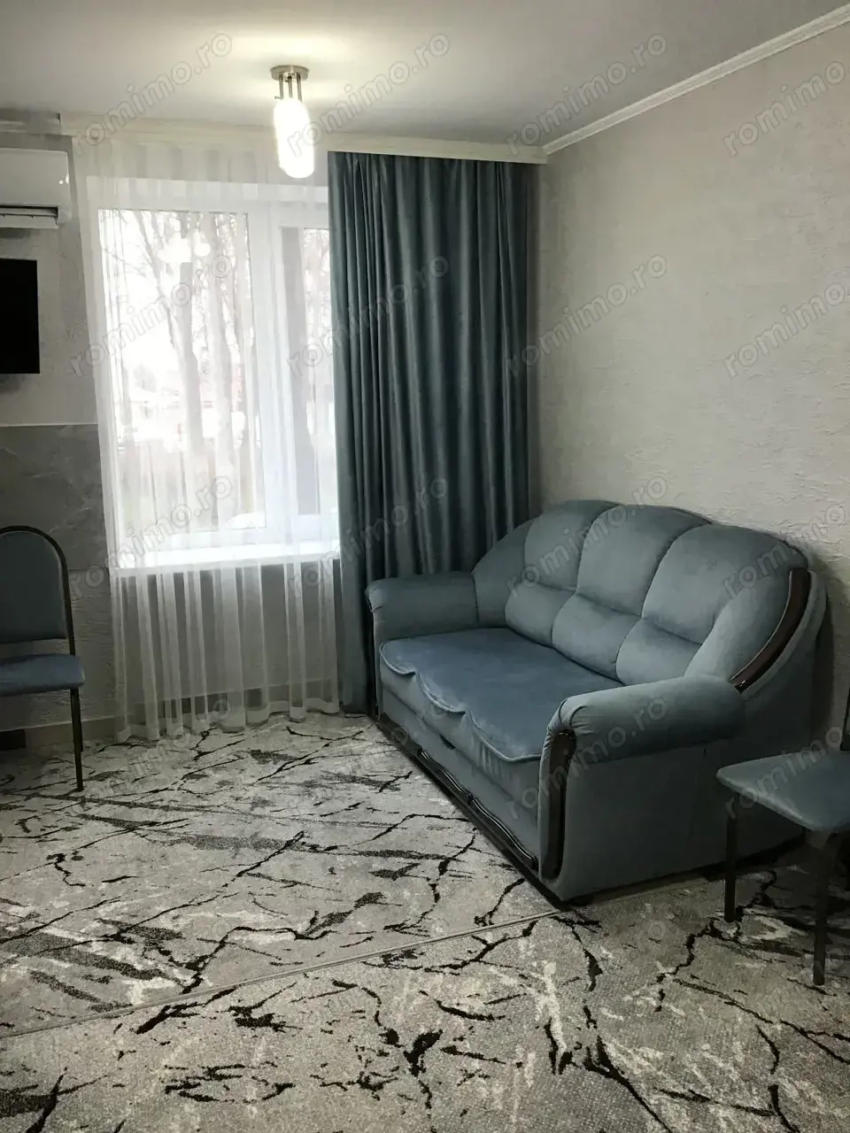 Garsoniera in zona Baba Novac