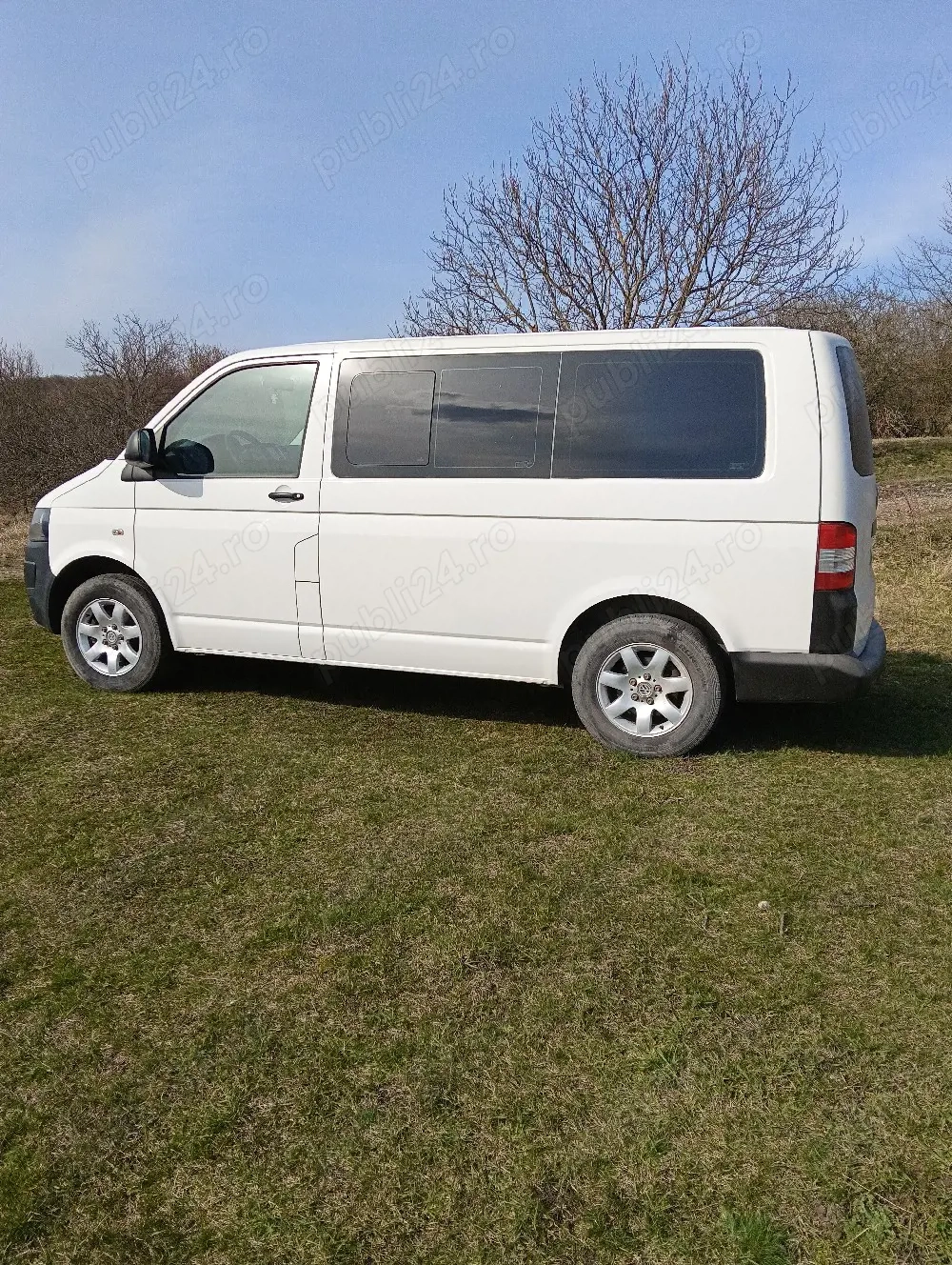 Volkswagen transporter  t5 8+1locuri