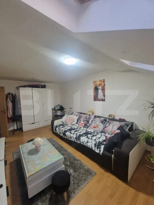 Apartament semidecomandat, 49 mp, complet utilat – zona Girocului