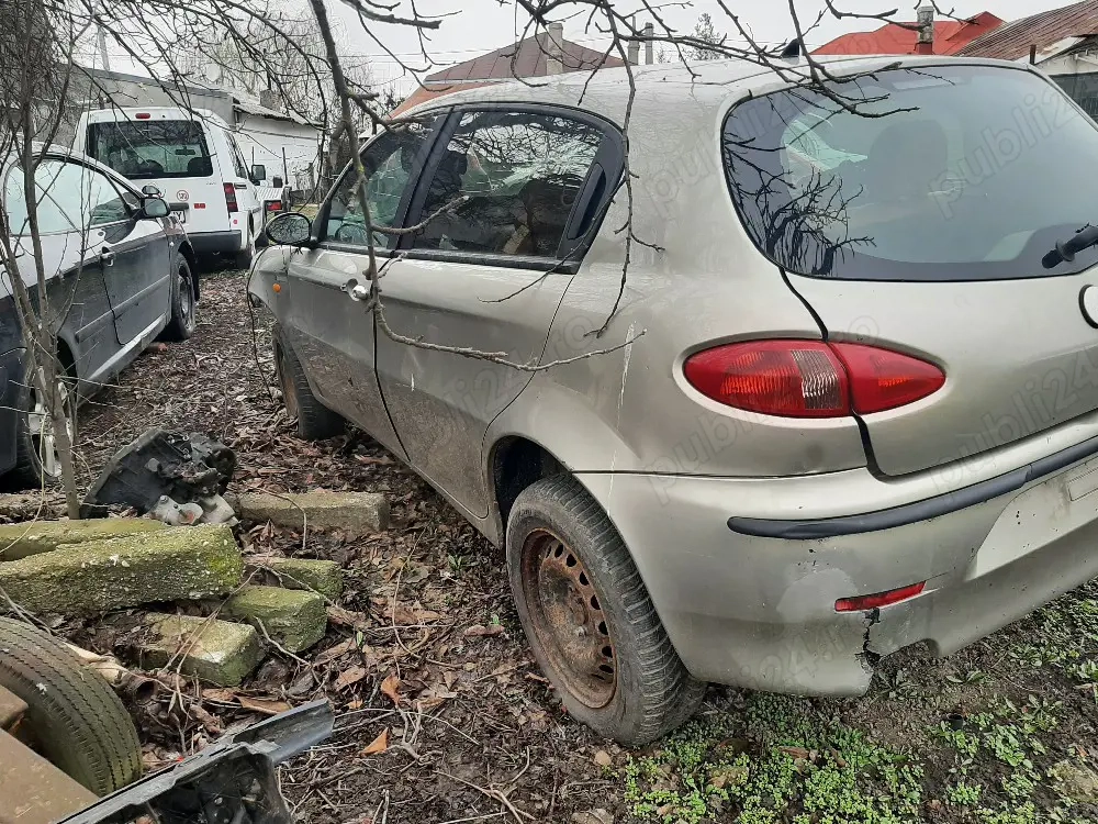 dezmembrez alfa Romeo 147
