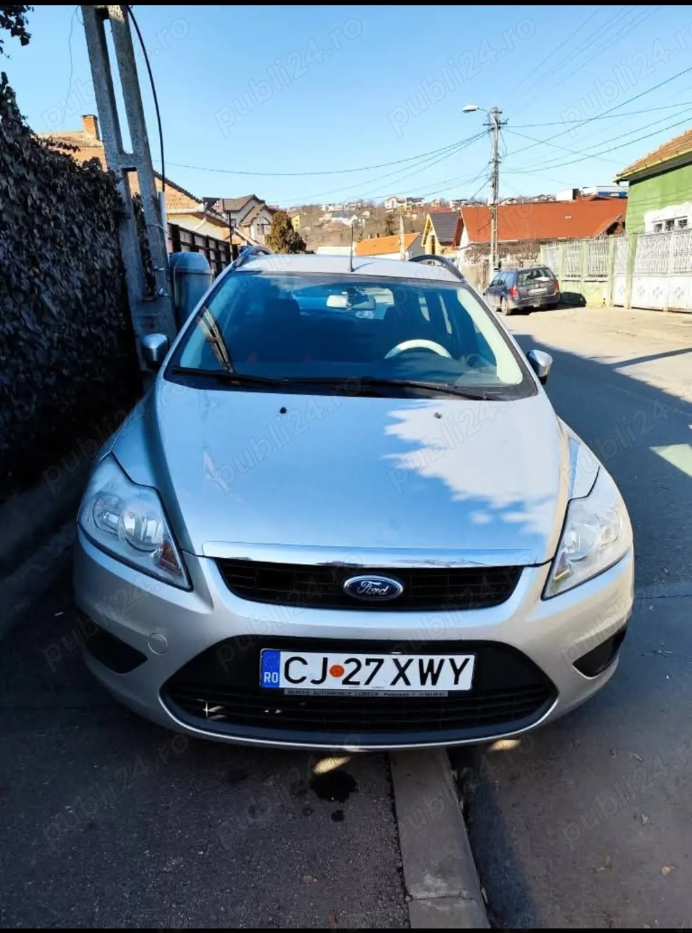 Vând Ford Focus 2010