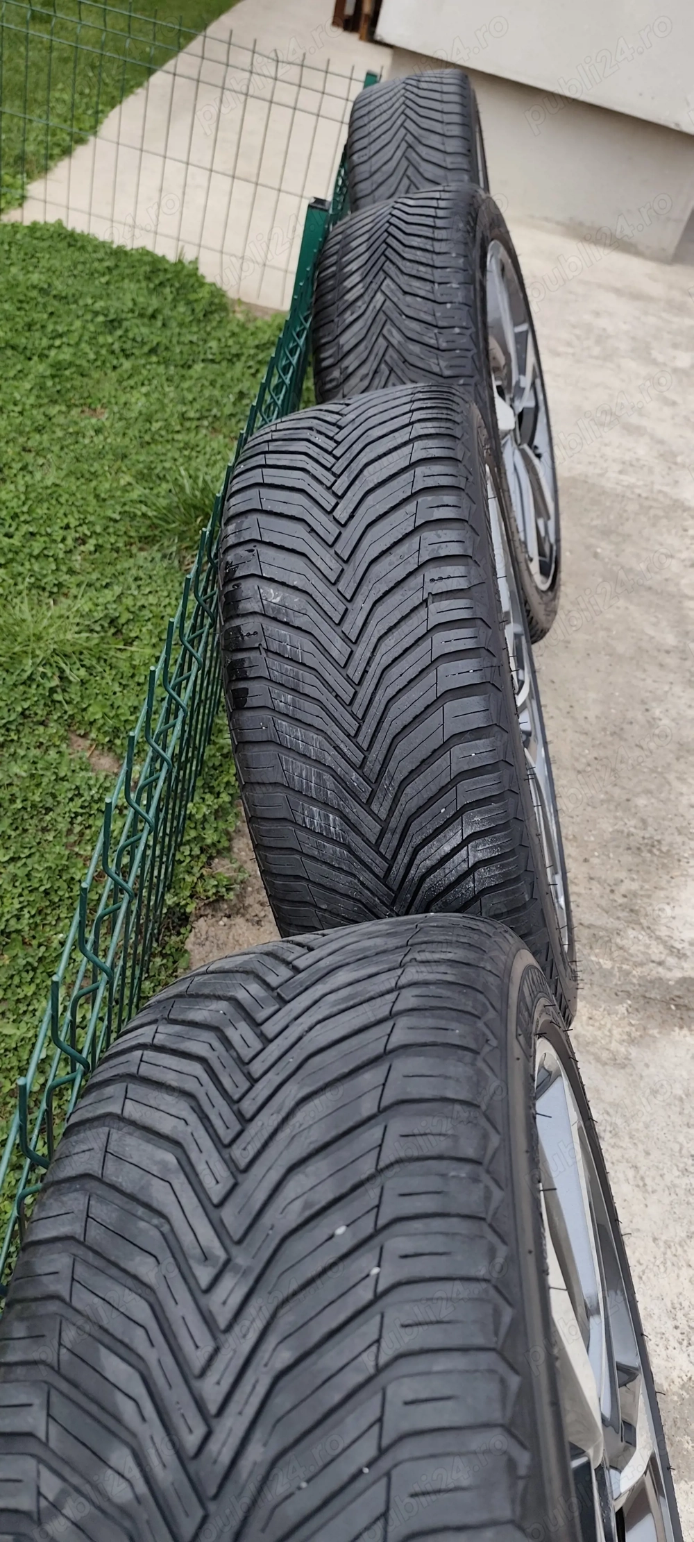 Roți Hyundai 235/45/R18