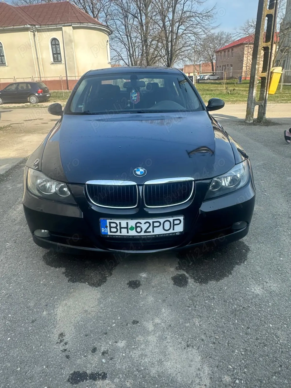 vand bmw 320d anul 2008 