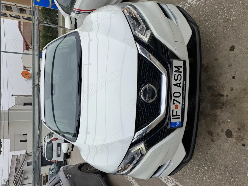 Vând nissan qashqai 
