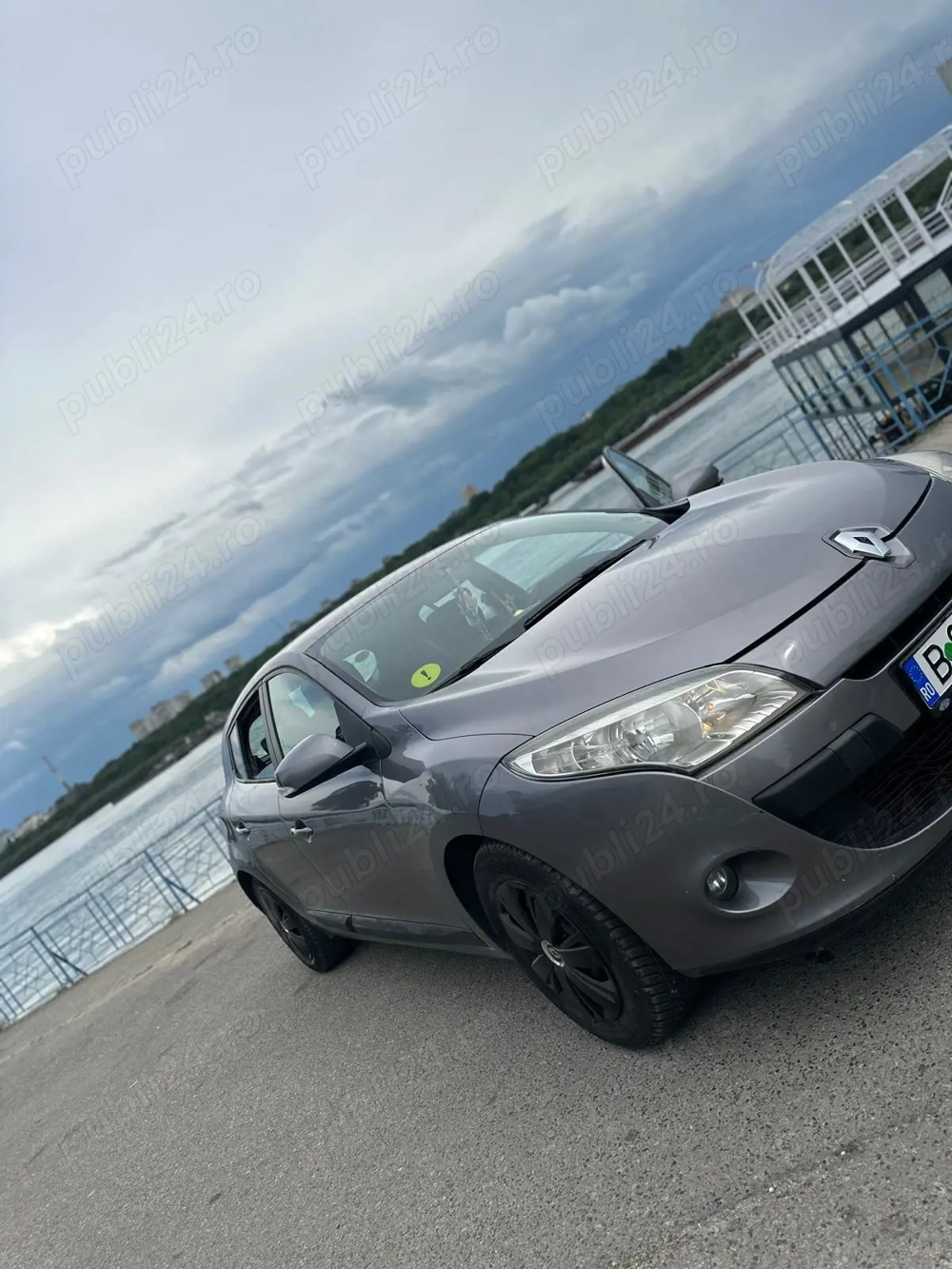 Închiriez Renault Megane 3