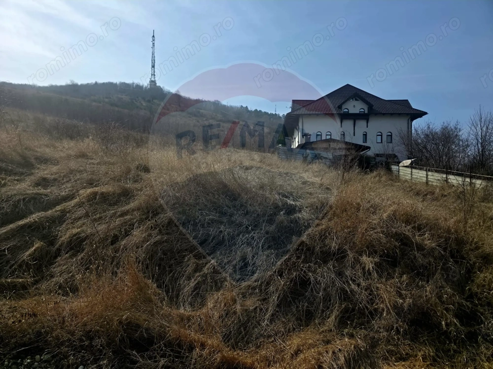 Teren 500mp Zona Fermelor