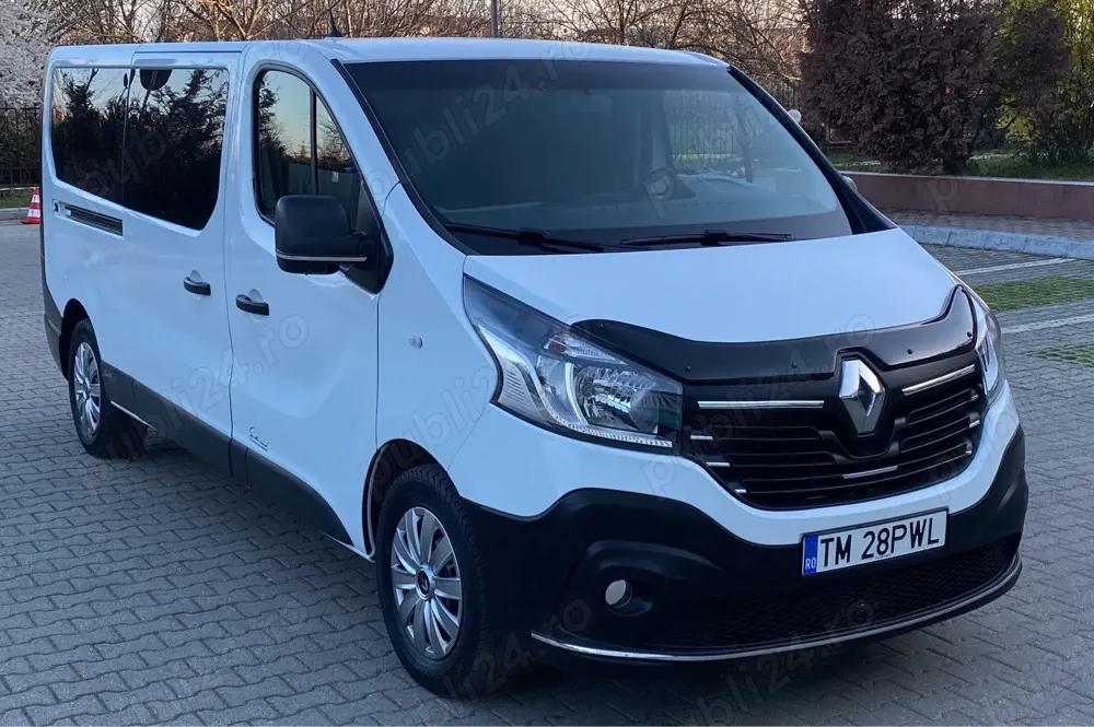 vand renaut trafic 8+1 