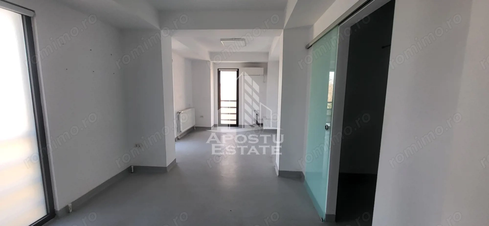 Spatiu comercial de inchiriat, 221 mp, centru Dumbravita