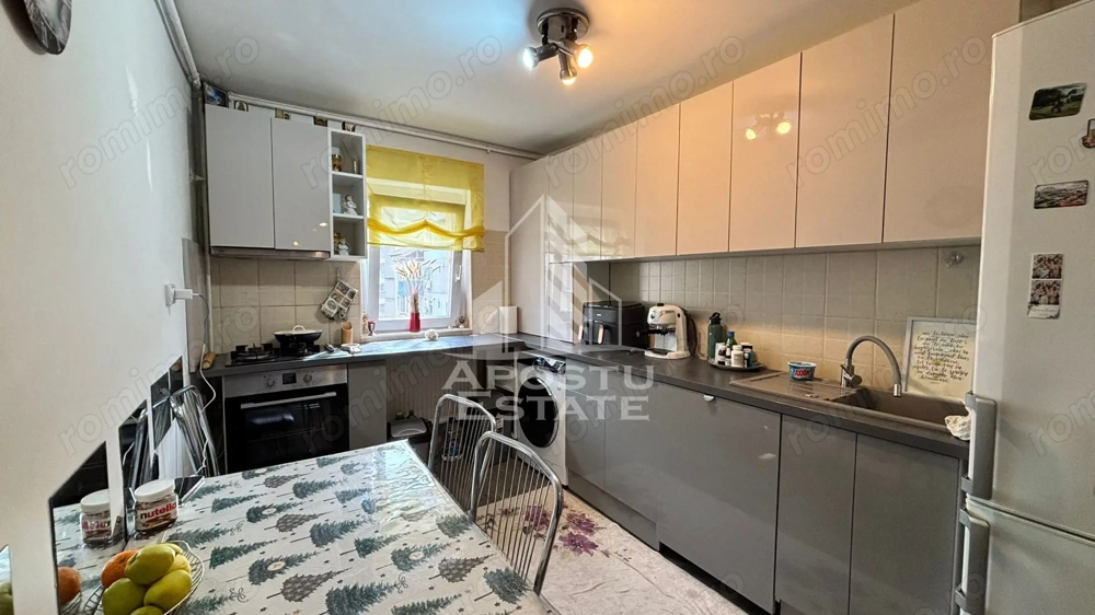 Apartament 2 camere de vanzare, decomandat, zona Lugojului, Timisoara