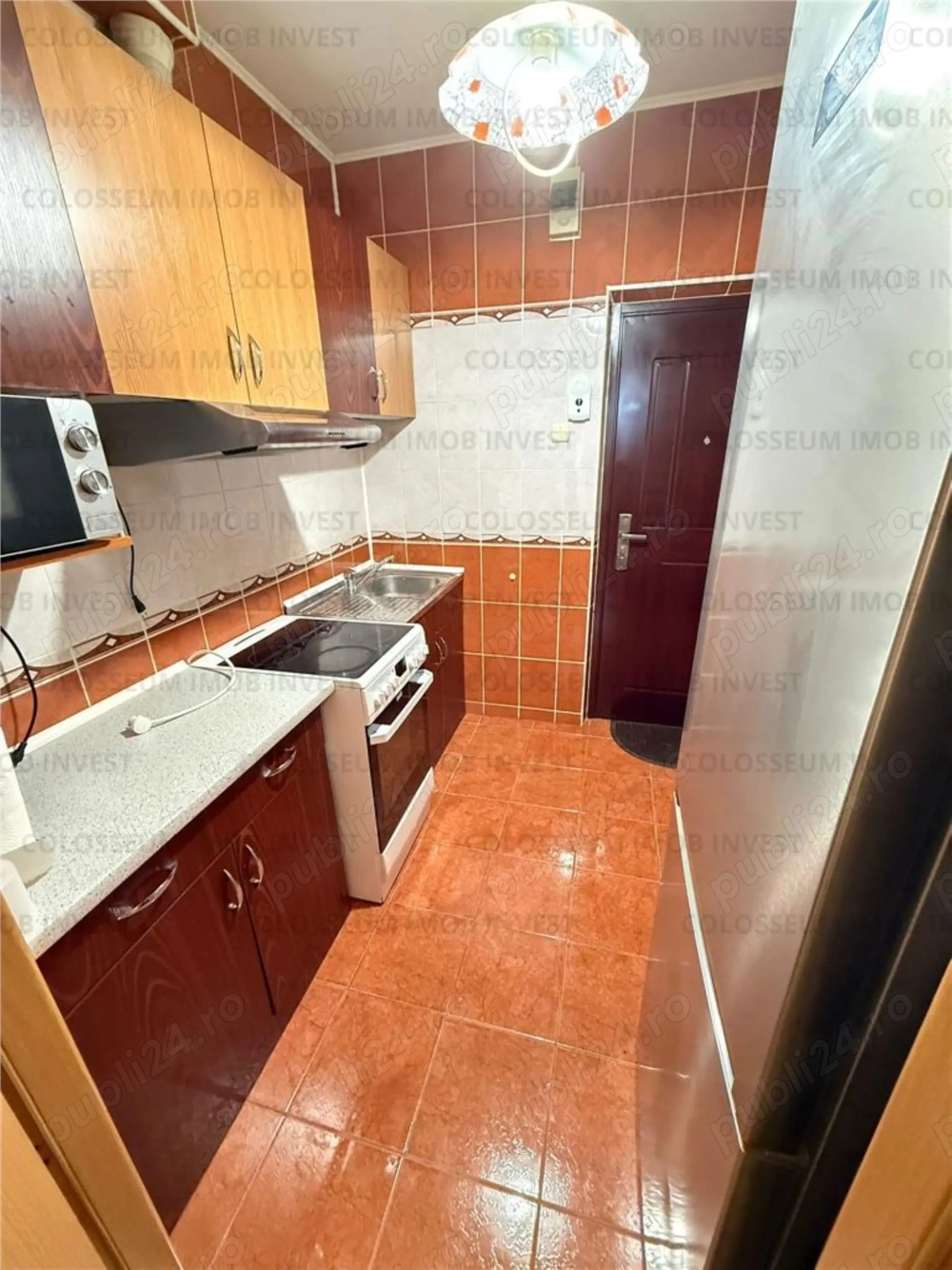 Centru Civic  Patria garsoniera (camera cu baie si bucatarie) mobilata