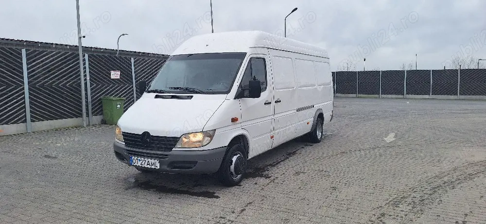 mercedes sprinter