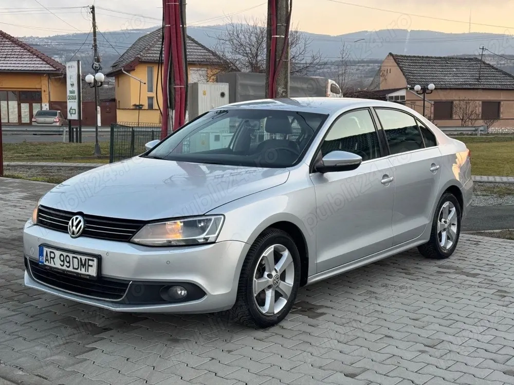 Volkswagen Jetta model Match