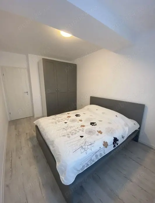 apartament 2 camere-ozana-centrala proprie-parcare proprie