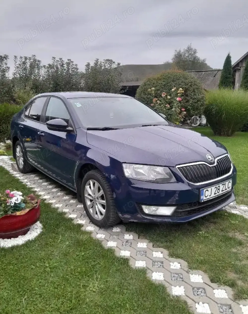 Vând Skoda Octavia 1.6