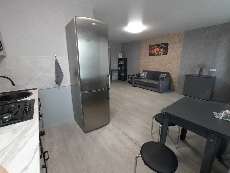 Garsoniera zona Stefan cel Mare 