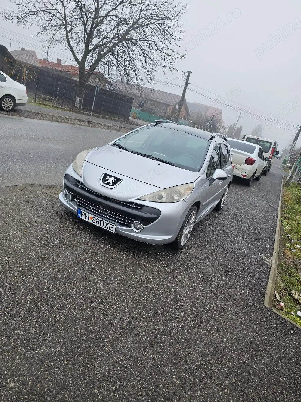 Vând Peugeot 207 an fabricație 2008