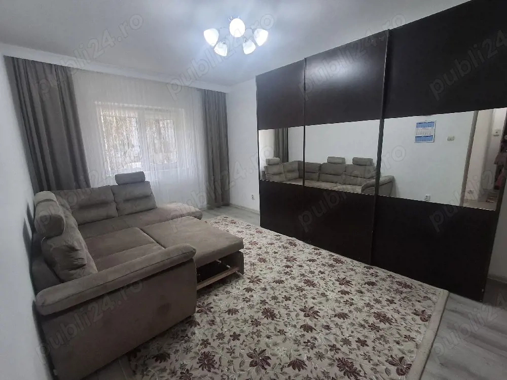 Ap o cam dec,Ct,mob ut, 300eur 