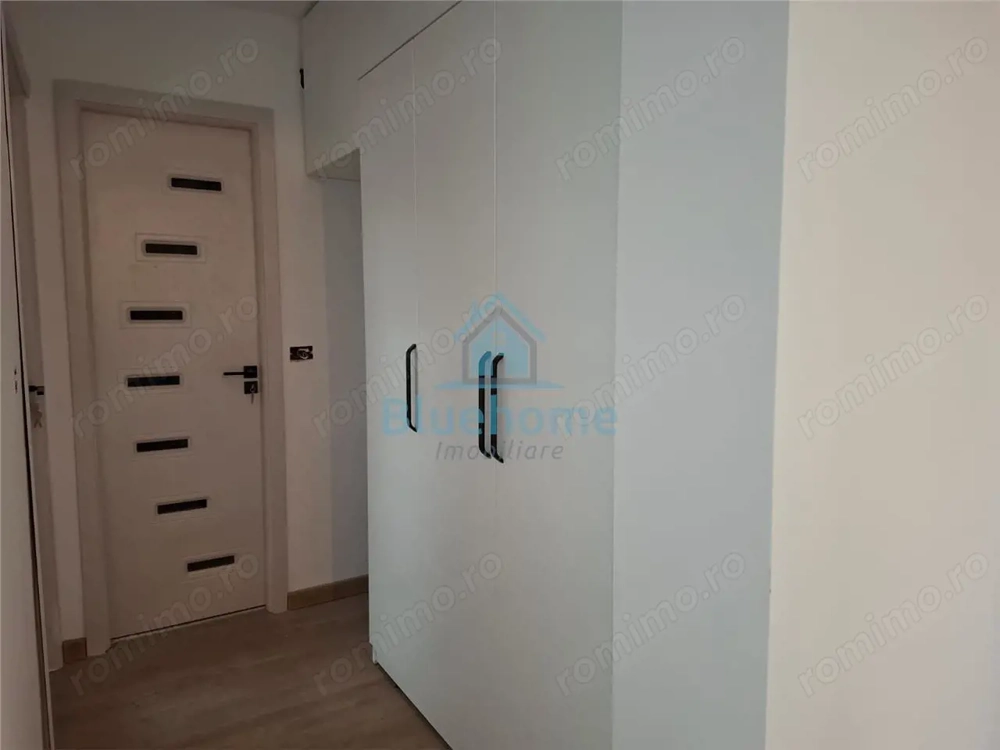 Apartament 3 camere, decomandat, 1Mai