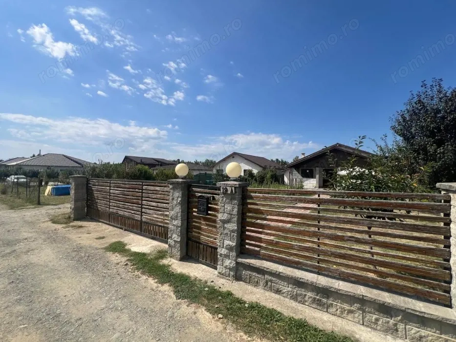 Casa stil mediteranean , Mocira ,teren 5 ari 