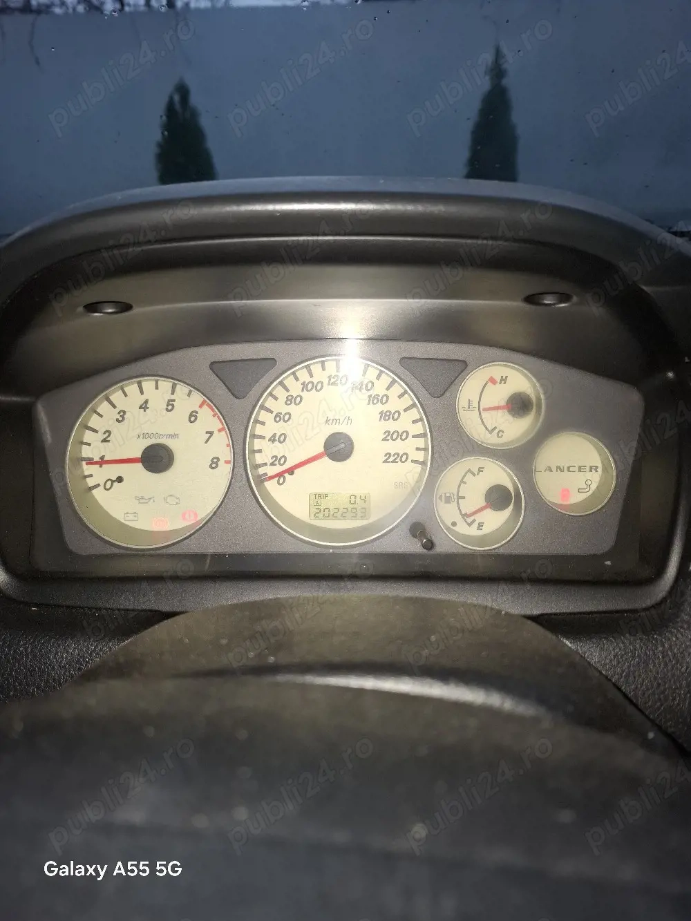 Mitsubishi Lancer 