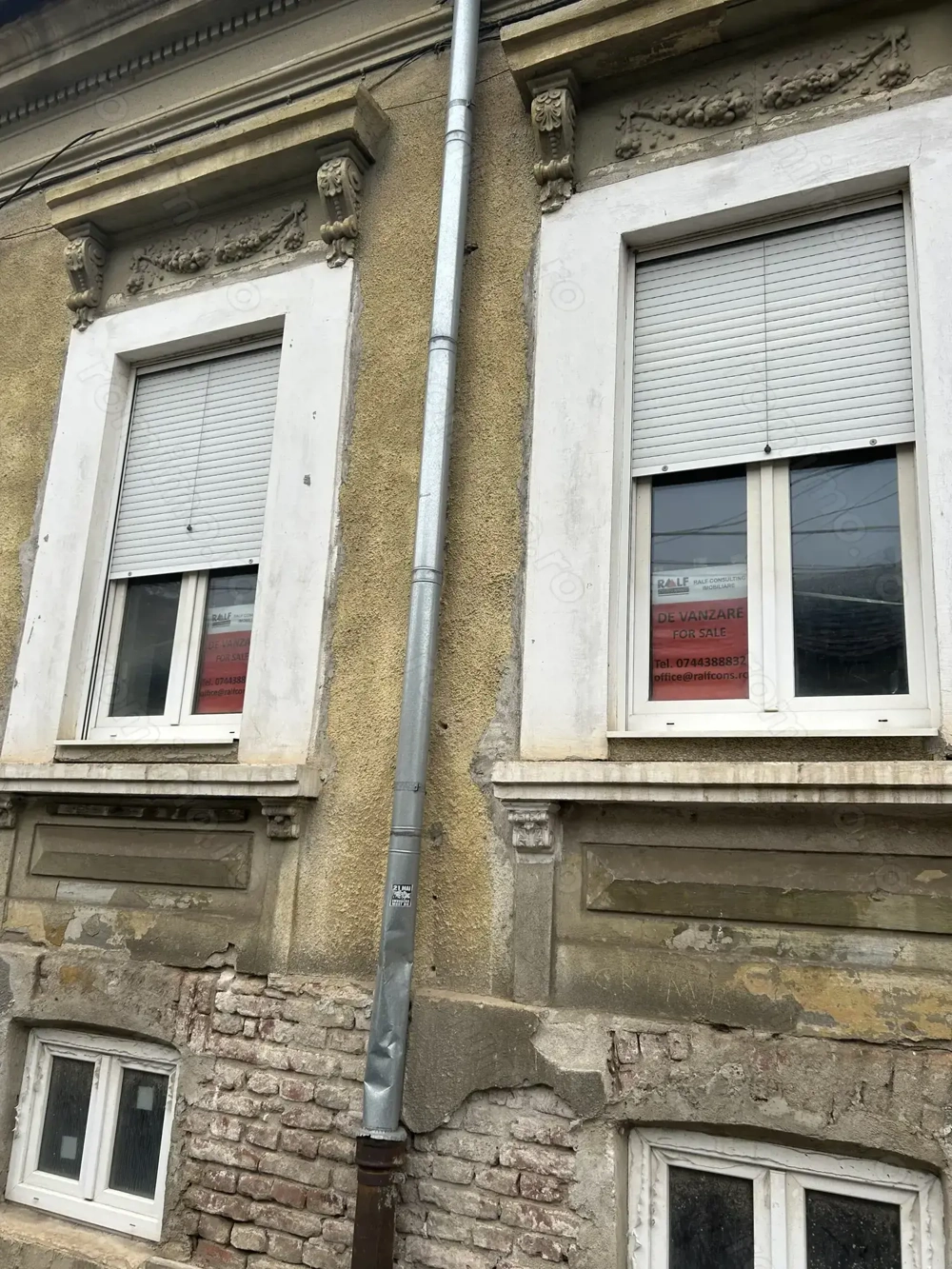 De vanzare casa la gri, demisol+parter+mansarda, zona Odobescu