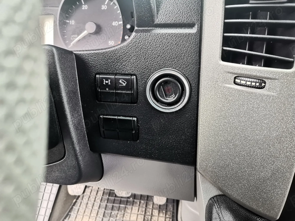 Vand Mercedes Sprinter 313 4x4 cu reductor