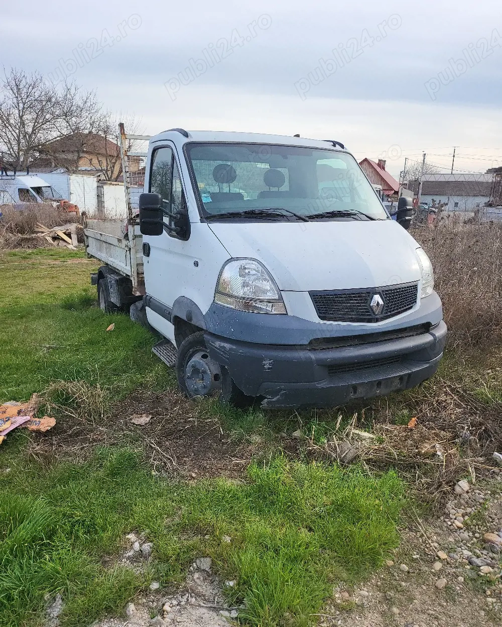 Vând Renault Mascott basculanta
