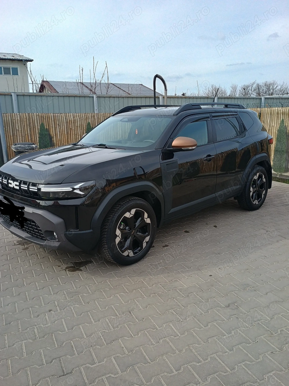 Dacia duster 2025.02 gpl de fabrică,13.500km full! revizii plătite! varianta extreme! nouă!