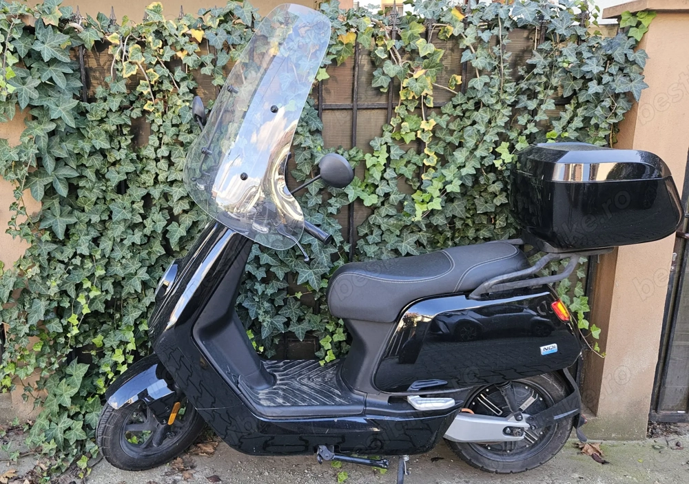 Scuter second hand NIU N1S NQi - echivalent 50cc