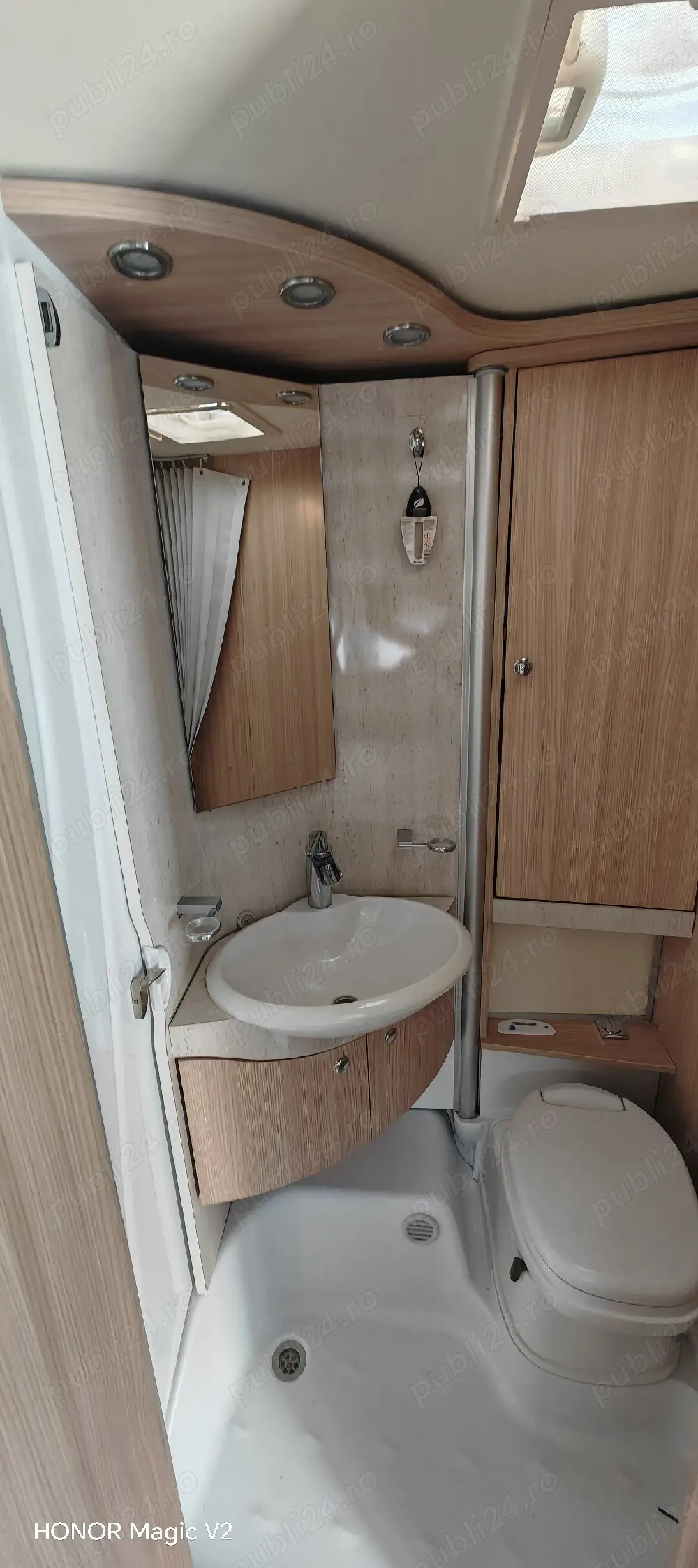 Autorulota Fiat de închiriat 