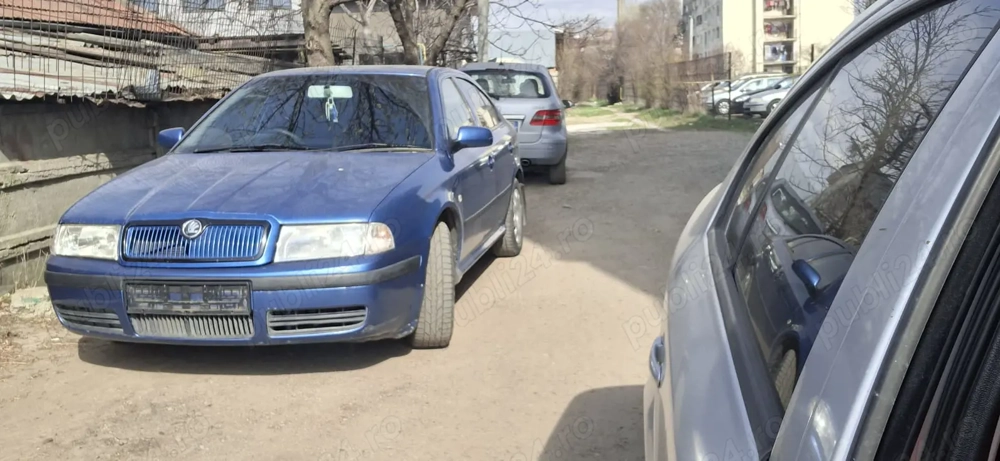 Vand bmw seria 1 an 2006 1.6 benzina