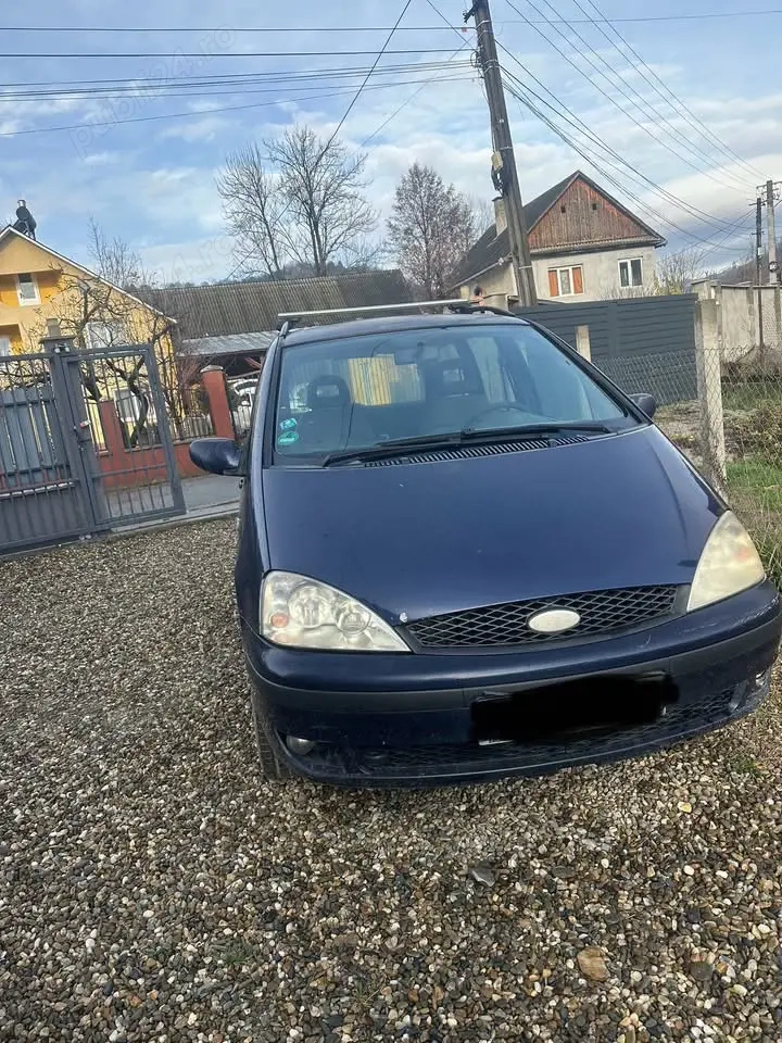 Vând Ford Galaxy pentru dezmembrări 