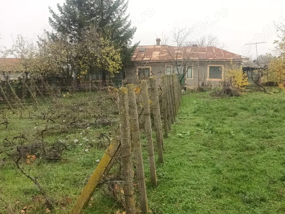 Casa bătrânească ,comuna Stejaru,sat Socetu