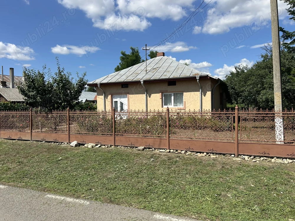 Vand casa sau schimb cu apartament