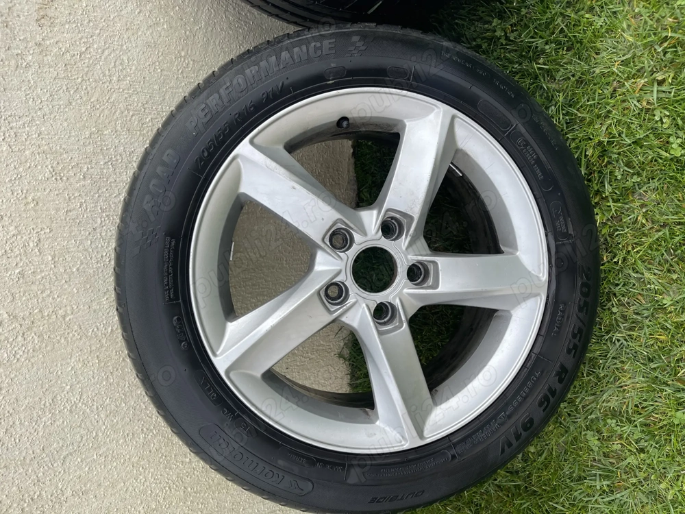 Jante cu cauciucuri de vara R16 