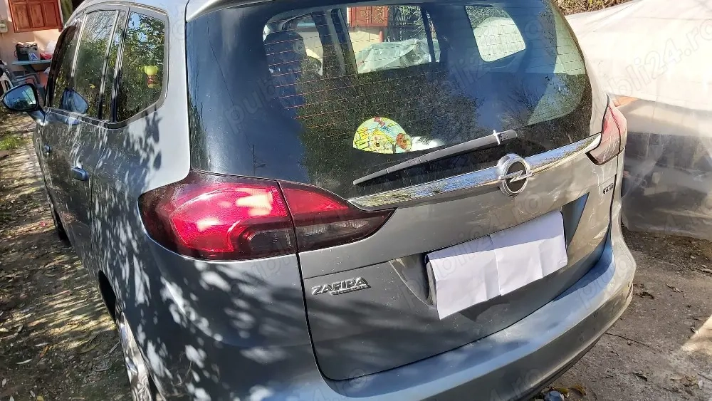 Opel zafira tourer c 