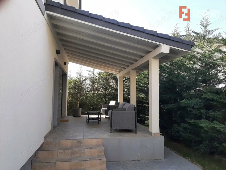 Casa individuala cu 4 camere de vanzare in localitatea Giroc