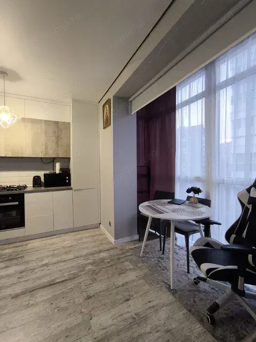 Garsoniera de închiriat - Zona Băneasa