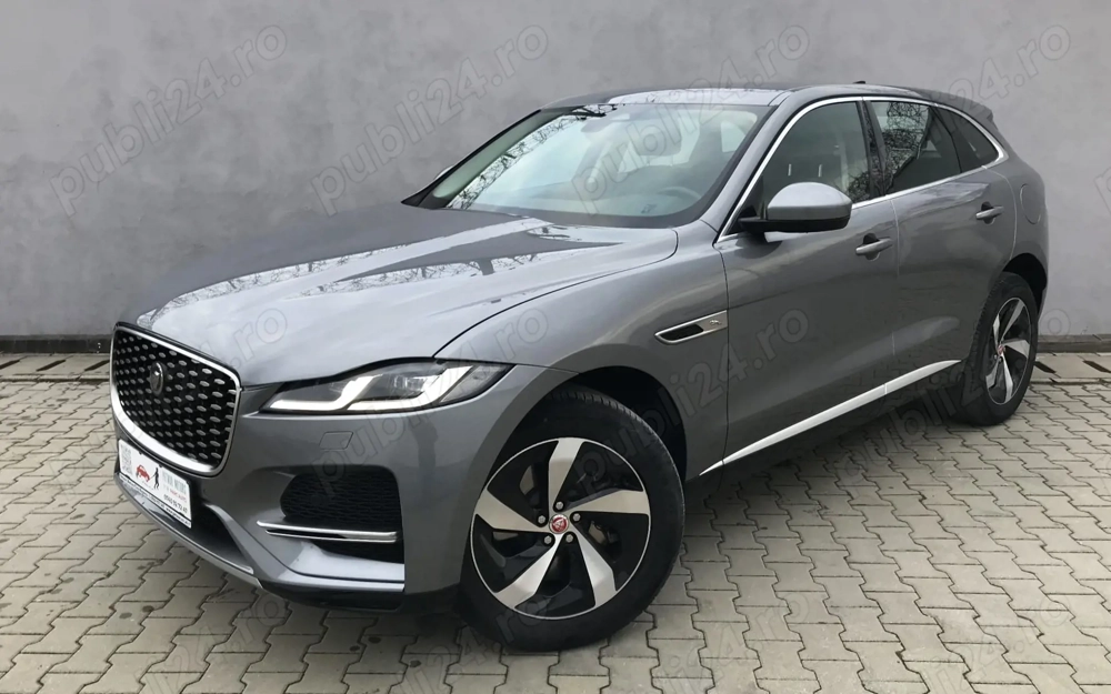 Jaguar F-Pace P400e AWD HSE