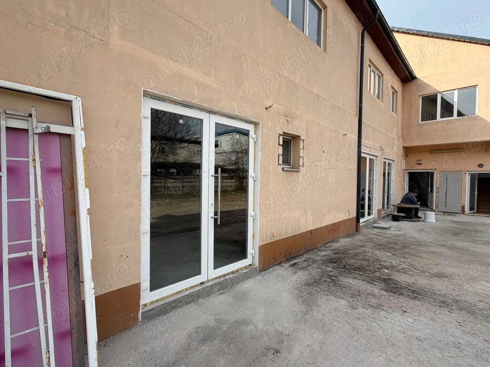 Inchiriez in Calea Aradului 162,09 mp, 5,5 euro mp, parter, parcare