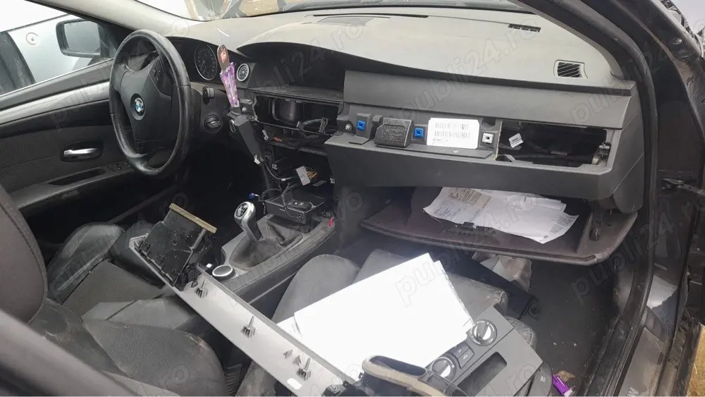 dezmembrez bmw e61