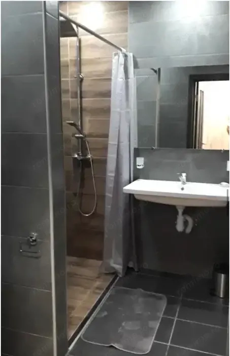 Garsonieră de închiriat   zona 1 Mai