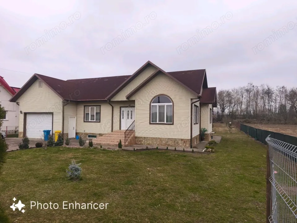 Casa in stil american, 120mp, 2450mp teren, Radauti