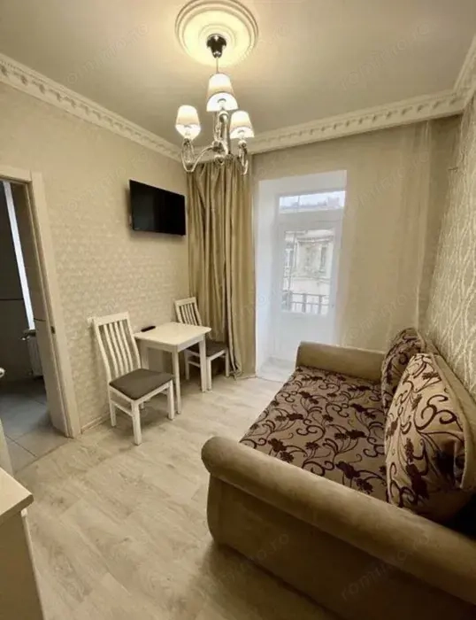 Garsoniera zona Grivitei 