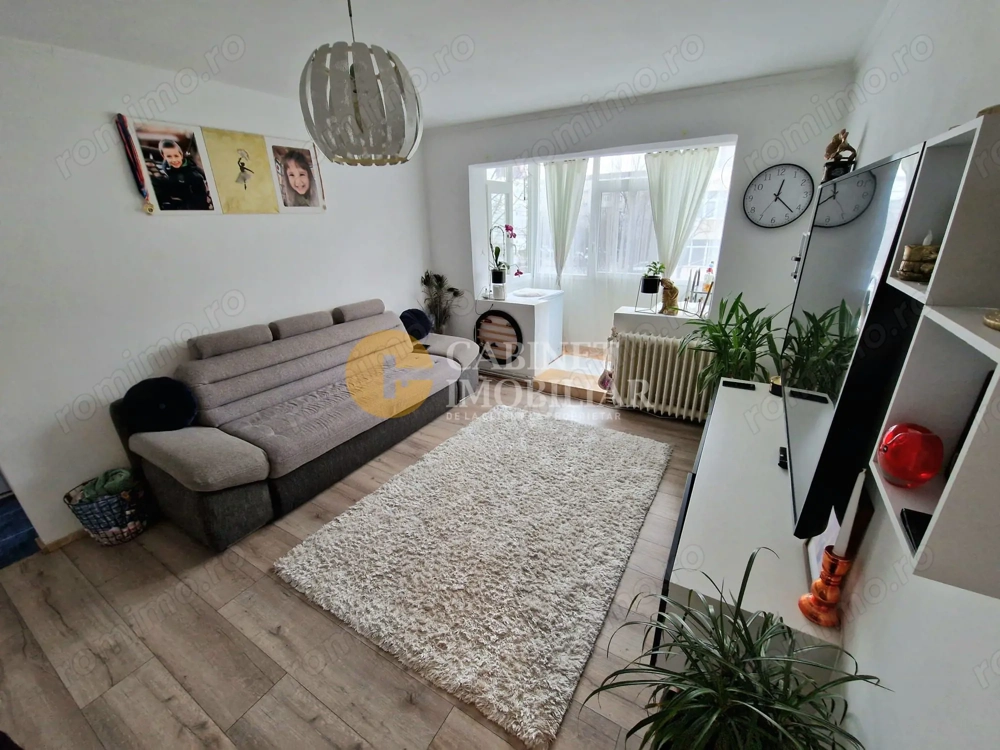 2 Camere-etaj 2-Rond Zimbru