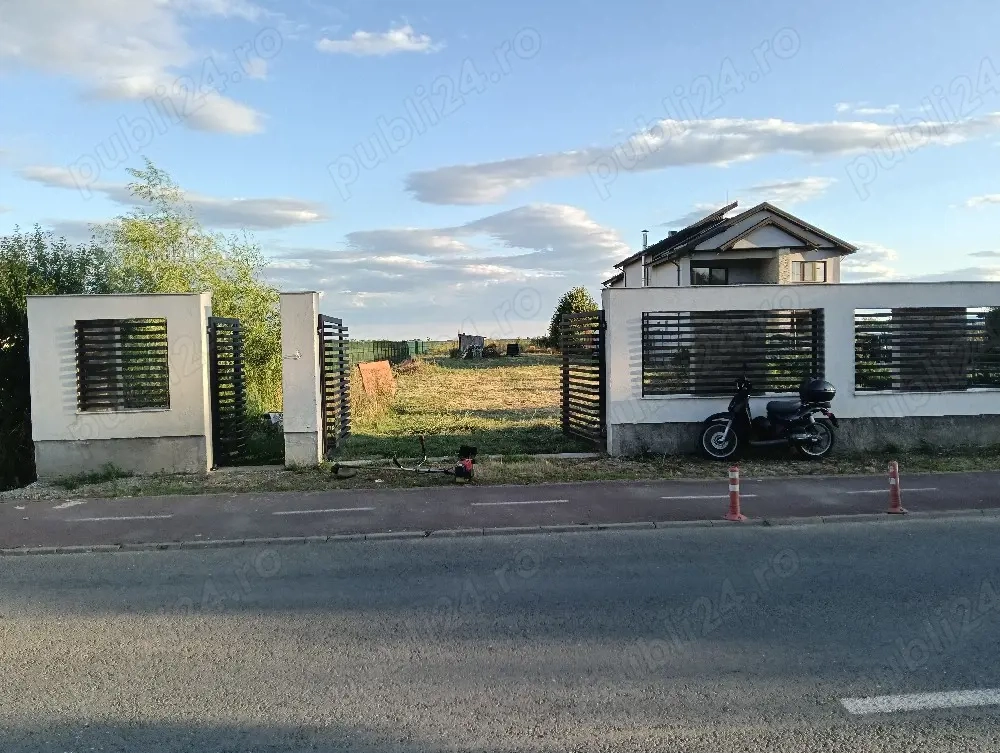 Intravilan in Focsani   Vrancea   zona Crang -Petresti   6500 mp.   Vând.