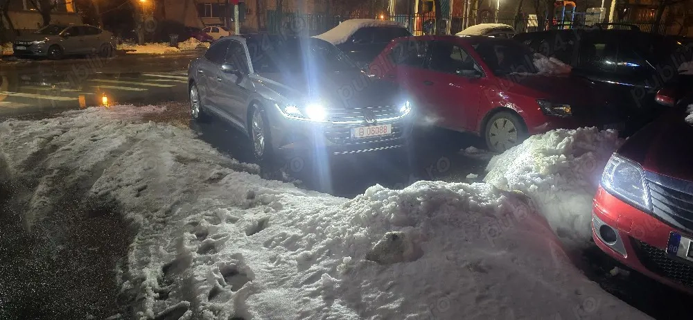 vand vw arteon avariat