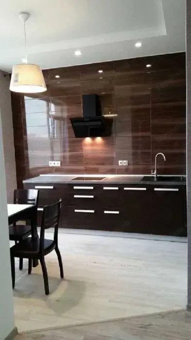 Garsoniera zona Romana