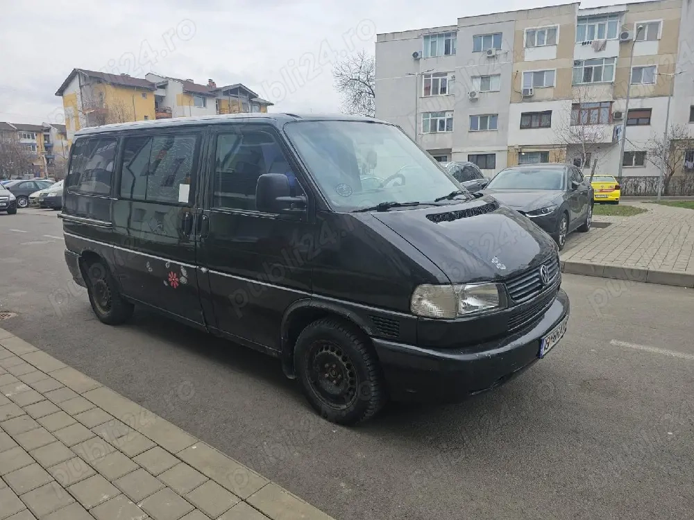 VW T4 Caravelle   7 locuri, 2.5 ACV ,101 CP, cu lift hidraulic pentru persoane cu dizabilități 